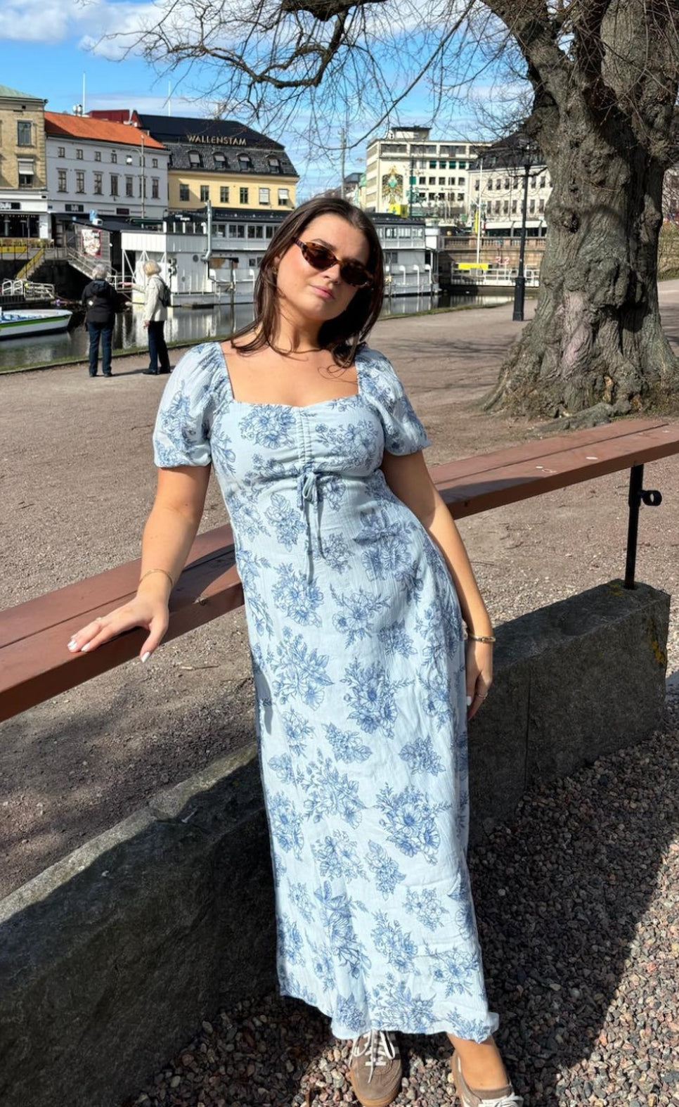 VMBELLA Midi Dress - Illusion Blue