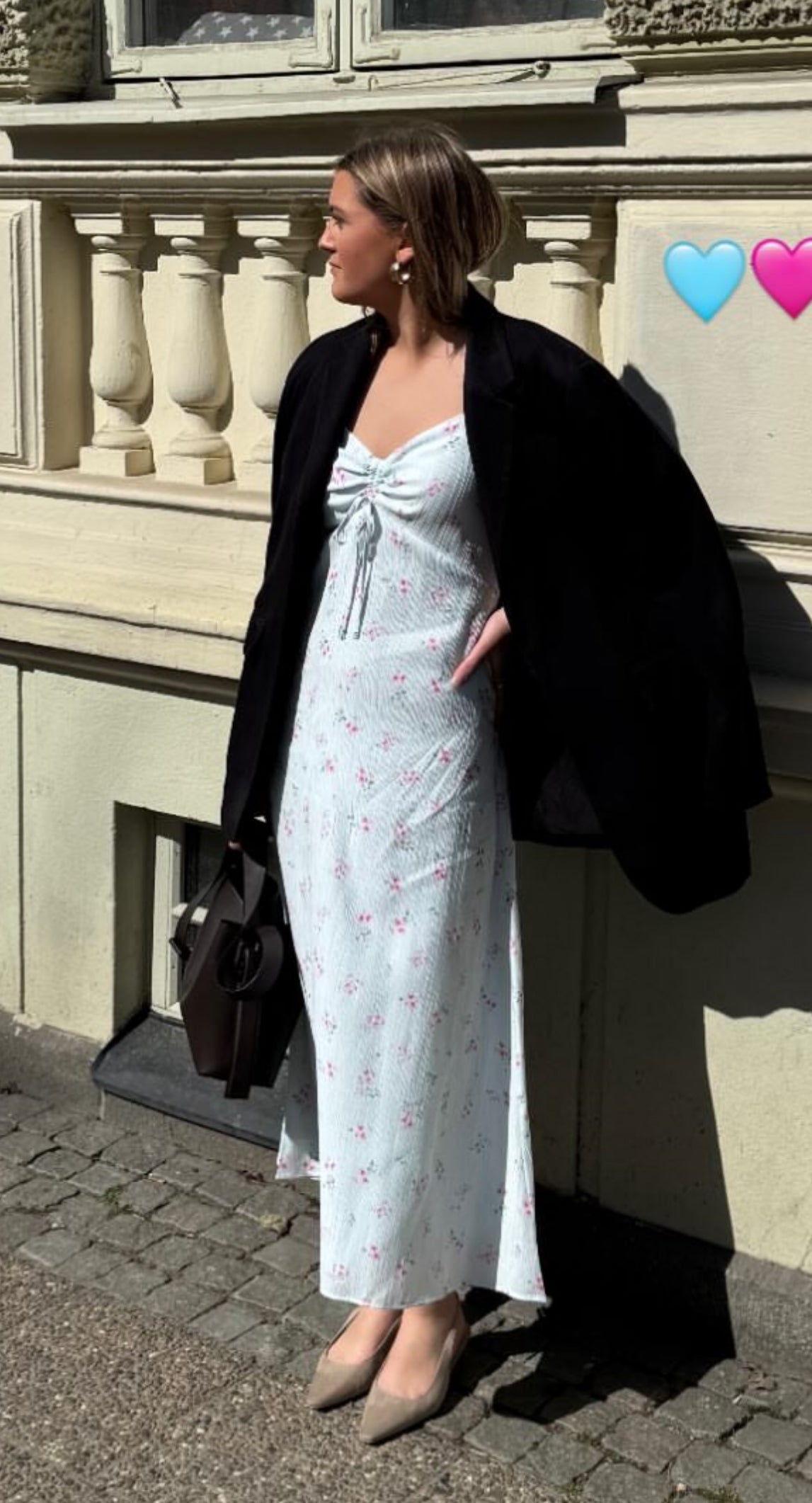 VMBELLA Midi Dress - Bit of Blue with pink flowers