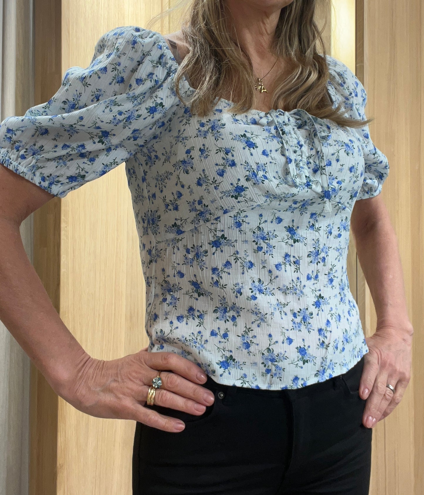 VMBELLA Top - Bit of Blue with blue flowers