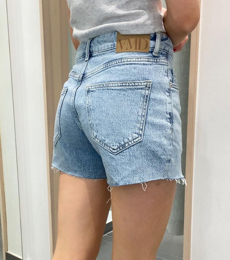 VMTESS Shorts - Light Blue Denim