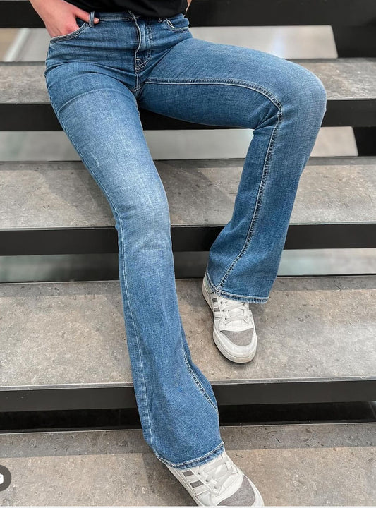 Jeans – Vero Moda Linköping i-HUSET