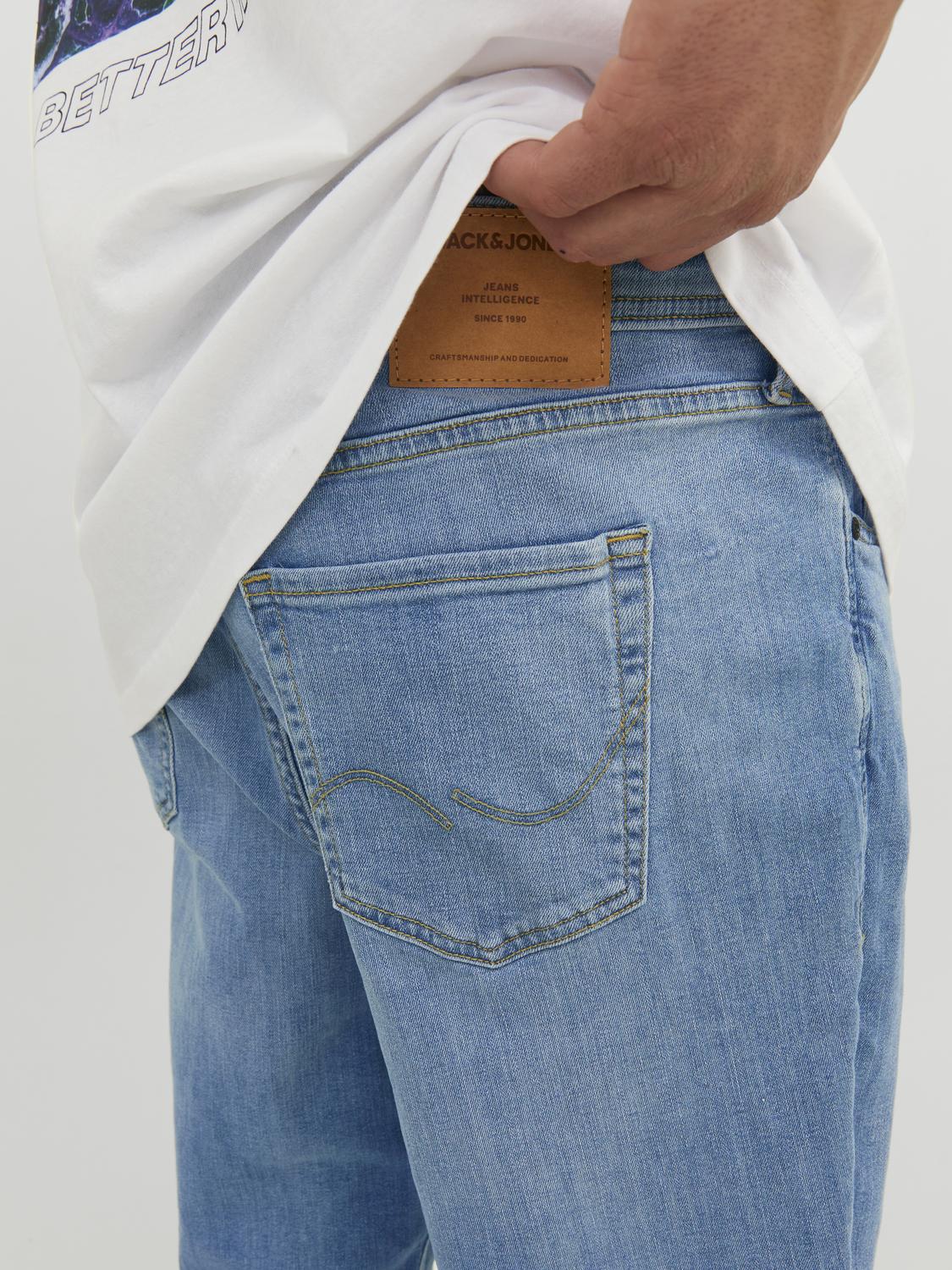model_shot-detail